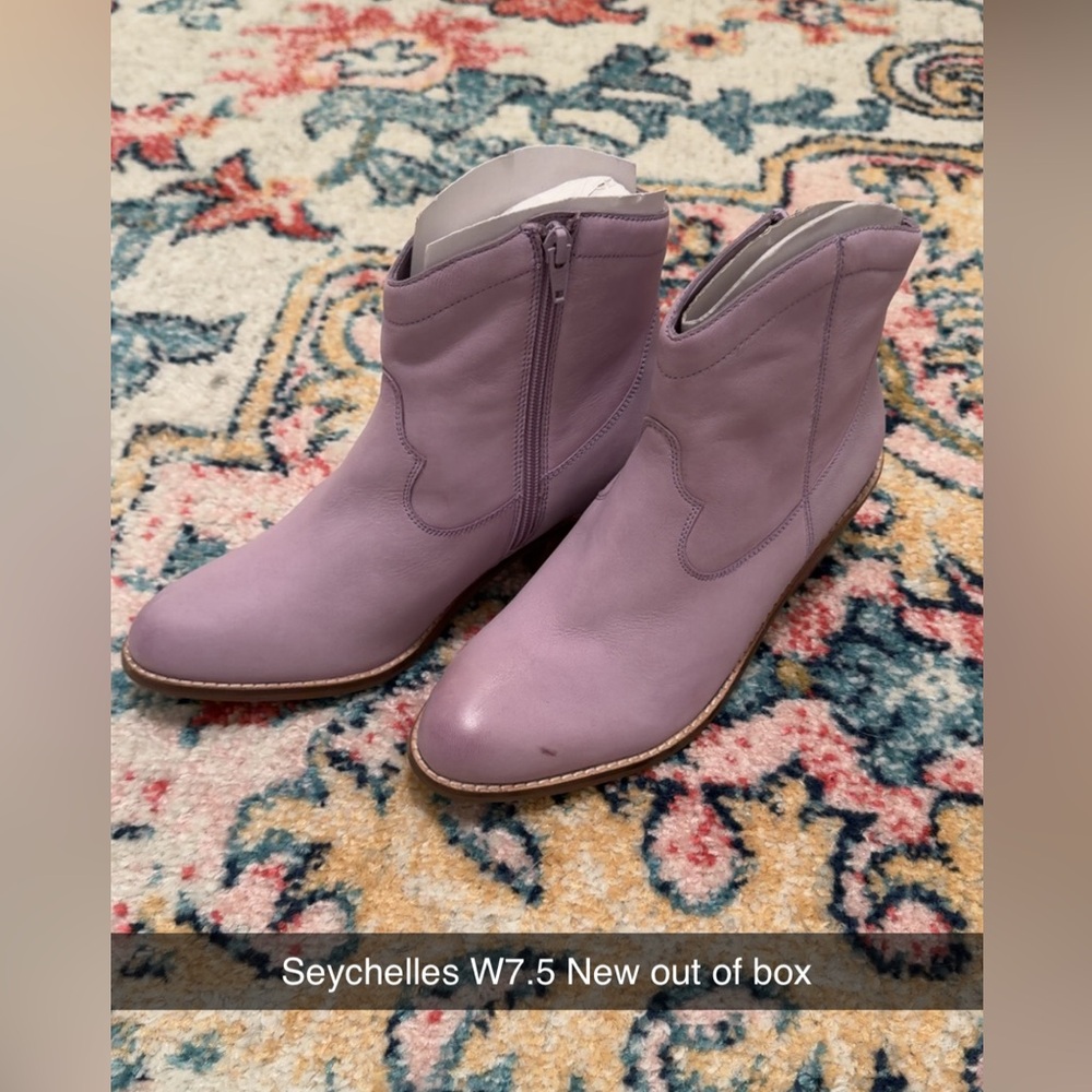 Seychelles Women's Lavender Ankle Booties - Picture 1 of 3